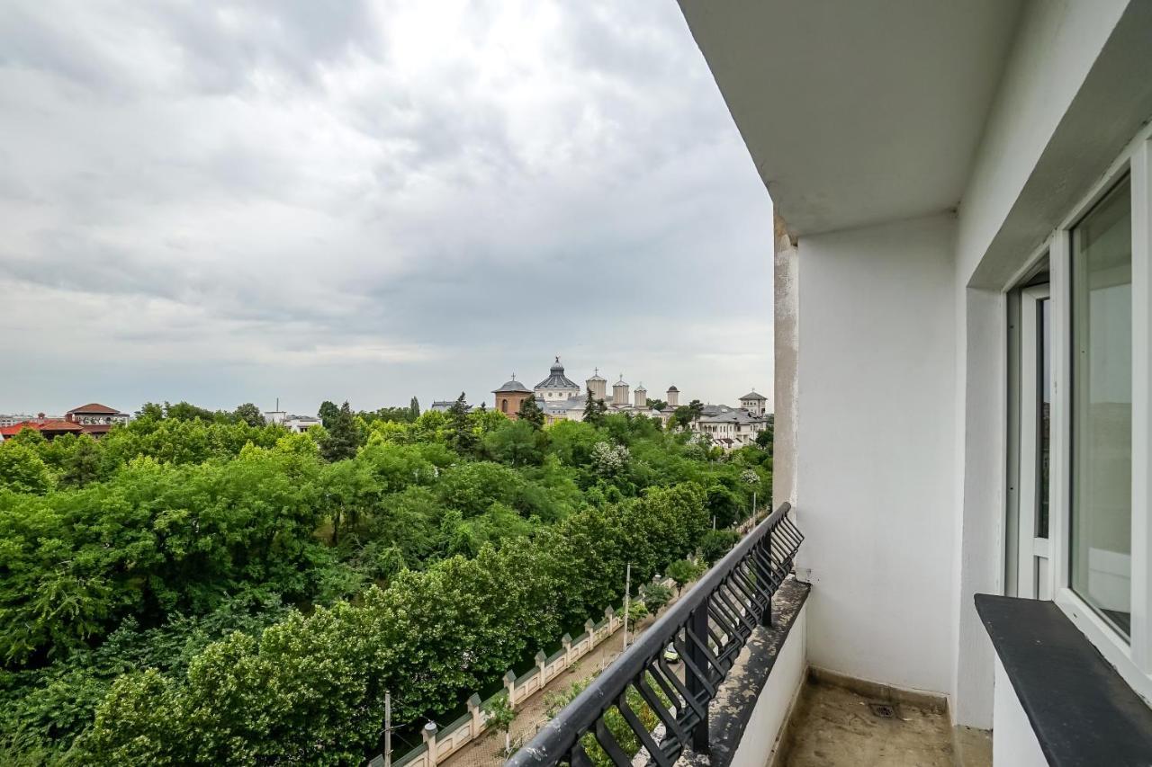 Roof View Bucharest Artesian Fountains Apartment Buitenkant foto